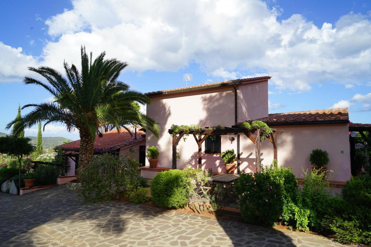 Studio-Appartment In Landhaus Mit Meerblick Porto Azzurro Exterior foto