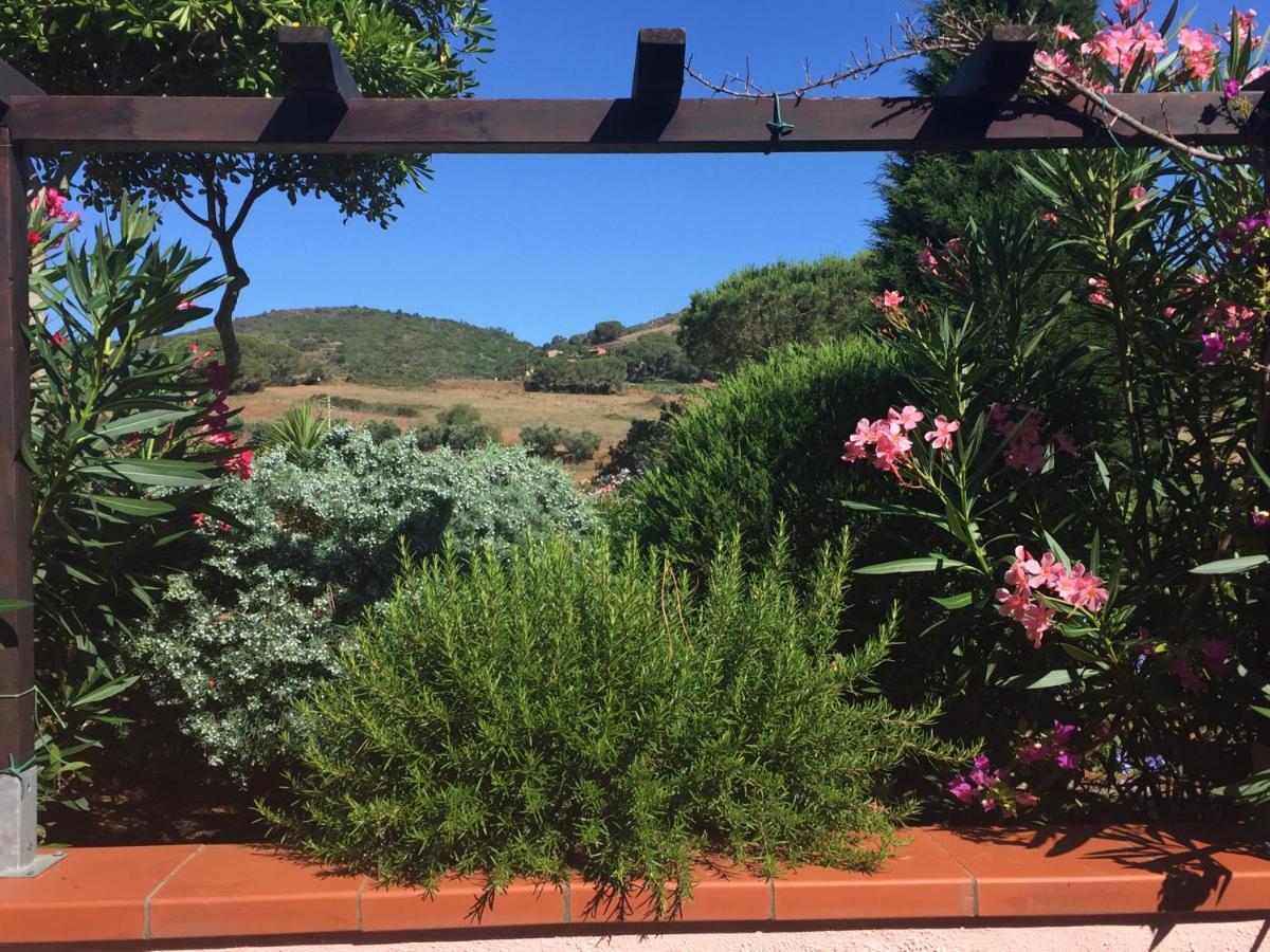 Studio-Appartment In Landhaus Mit Meerblick Porto Azzurro Exterior foto
