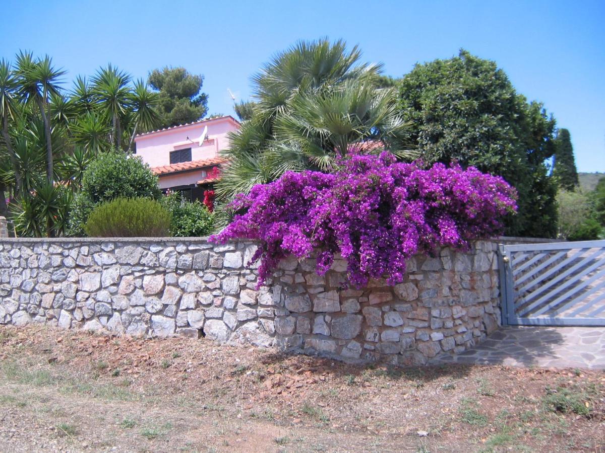Studio-Appartment In Landhaus Mit Meerblick Porto Azzurro Exterior foto